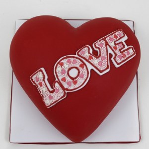 3. Торт "Love"
