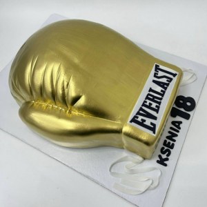 Торт "Боксёрская перчатка"