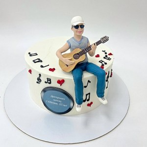 Торт "Человек с гитарой"
